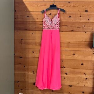 Mac Duggal pink prom evening dress